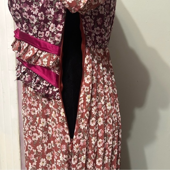 Anthropologie En Saison Red Ditzsy Midi Dress Sz XS Floral Chiffon Pleated Skirt - Picture 12 of 14